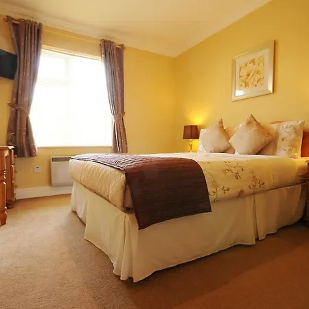 Guest house O'Grady'S Townhouse Bed & Breakfast 3*